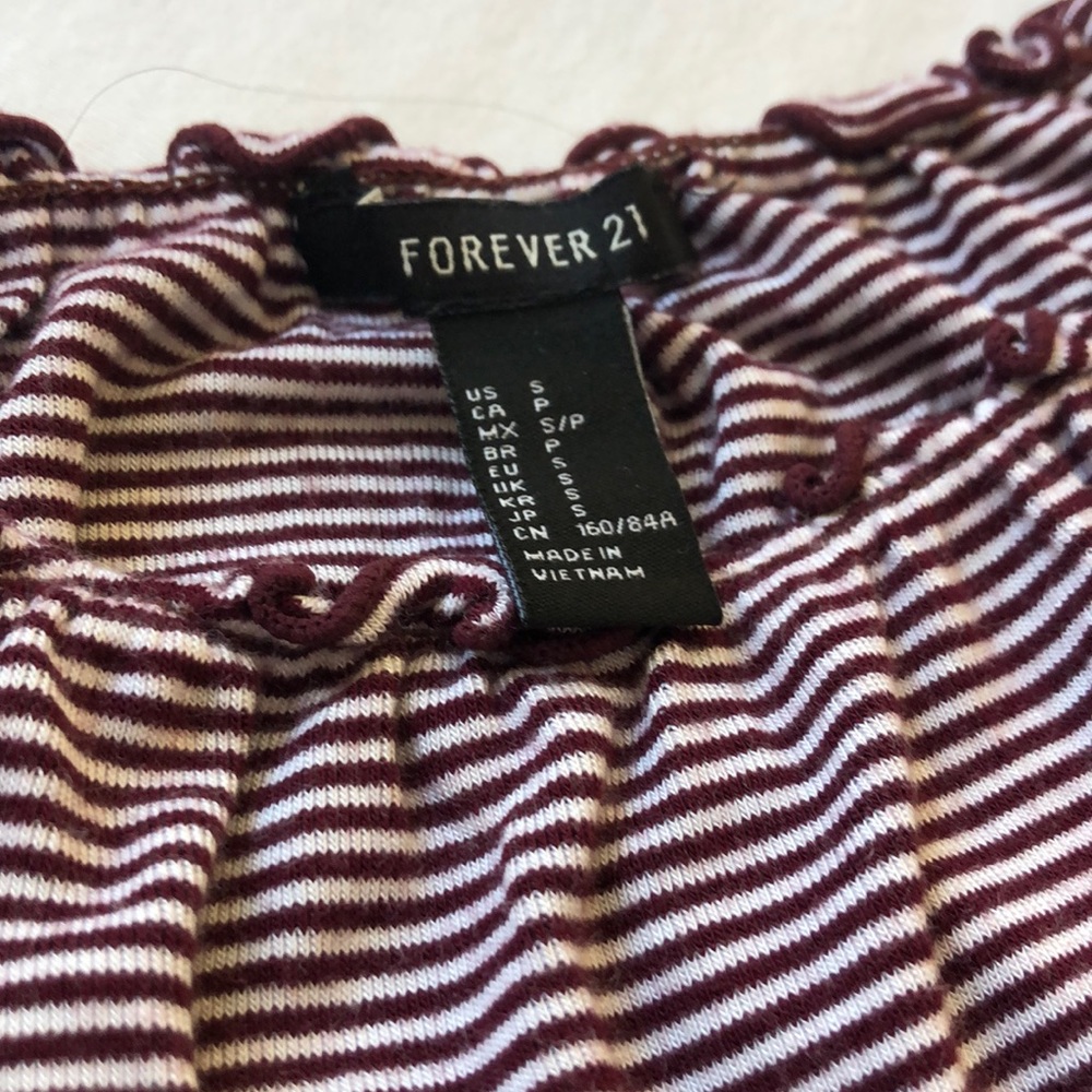 💋Shoulder Top💋 - Picture 2 of 2